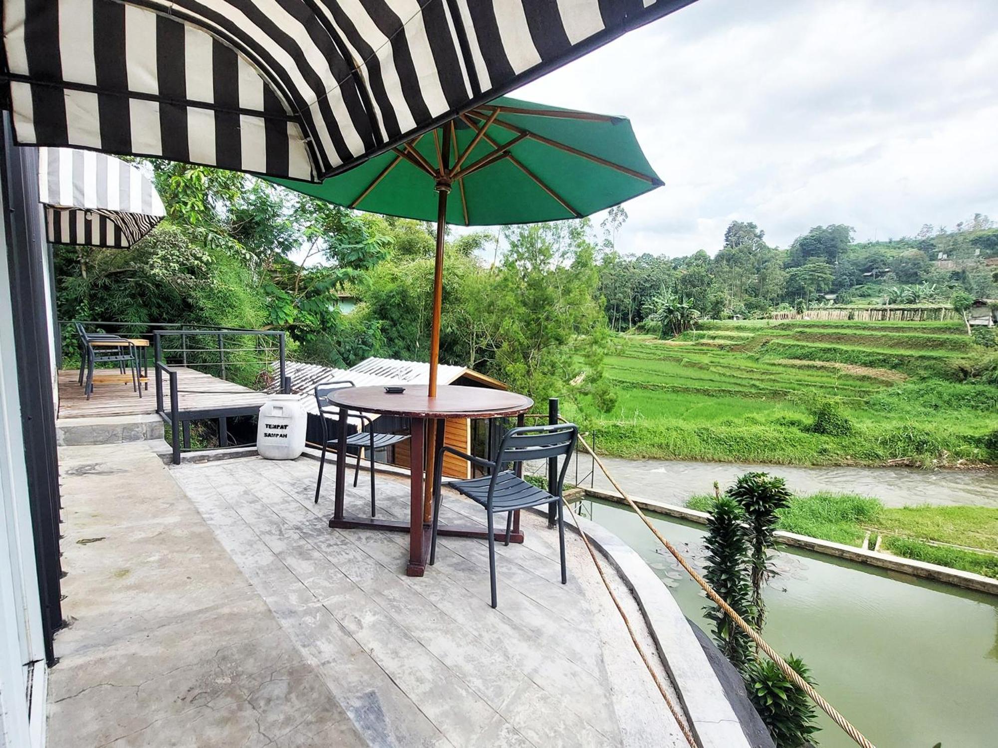 Shine River Ciwidey Bagian luar foto