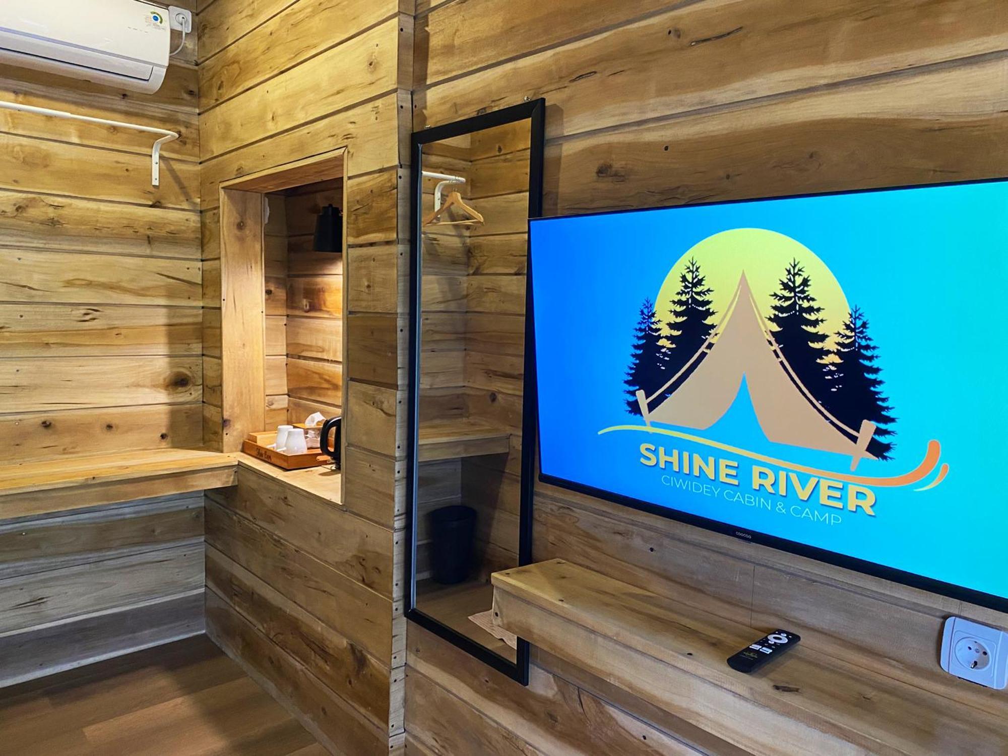 Shine River Ciwidey Bagian luar foto